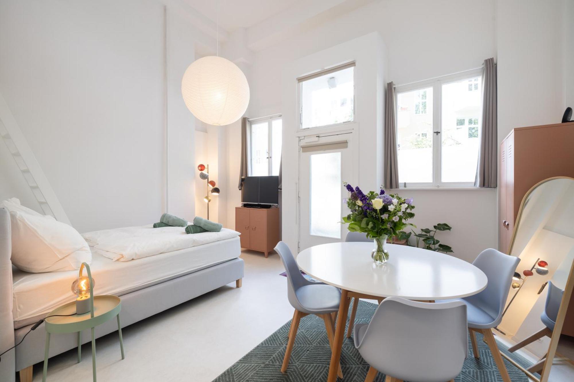 Great 2-Room Loft With 2 Bathrooms And 2 Kitchen Βερολίνο Εξωτερικό φωτογραφία