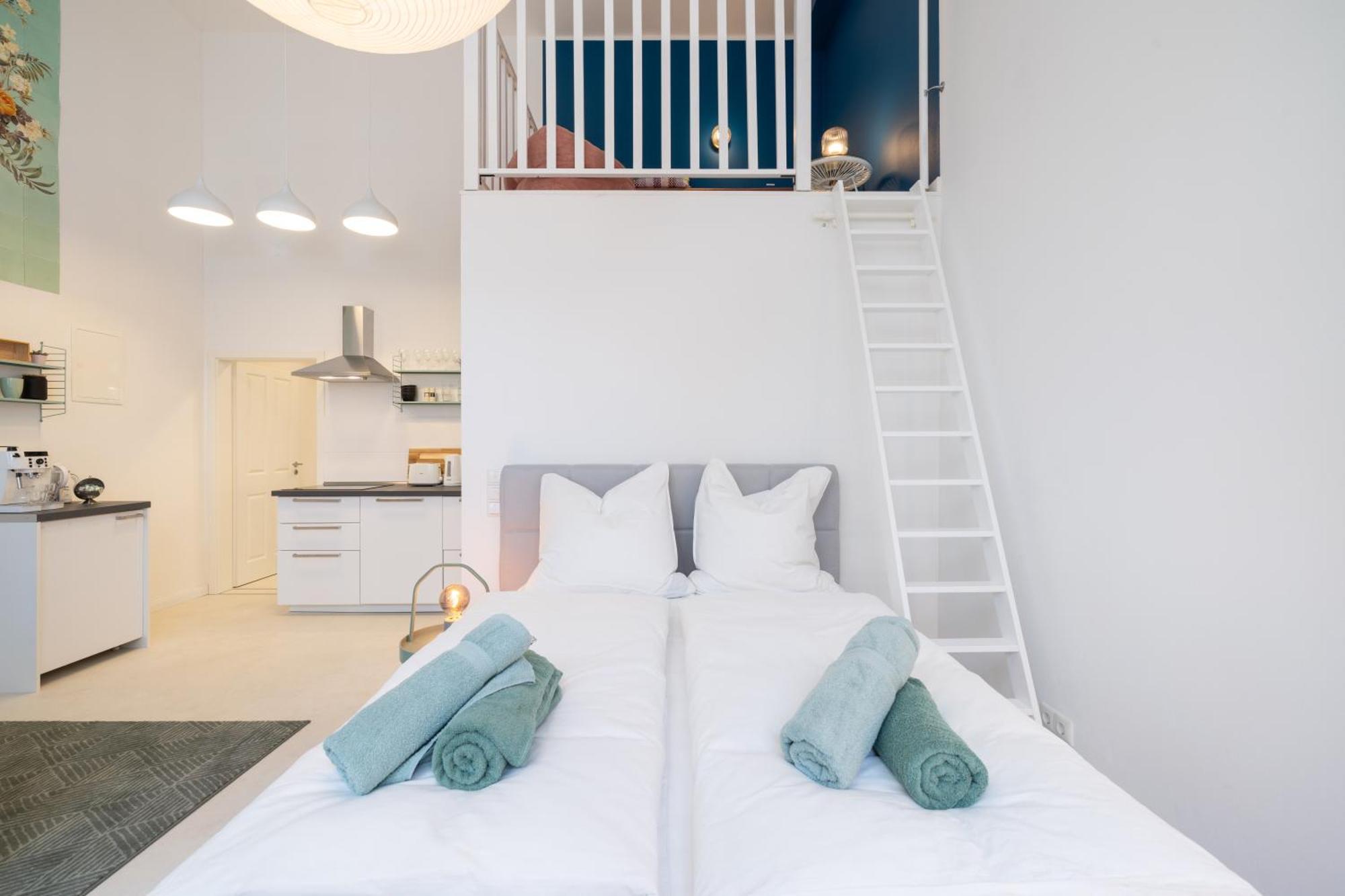 Great 2-Room Loft With 2 Bathrooms And 2 Kitchen Βερολίνο Εξωτερικό φωτογραφία