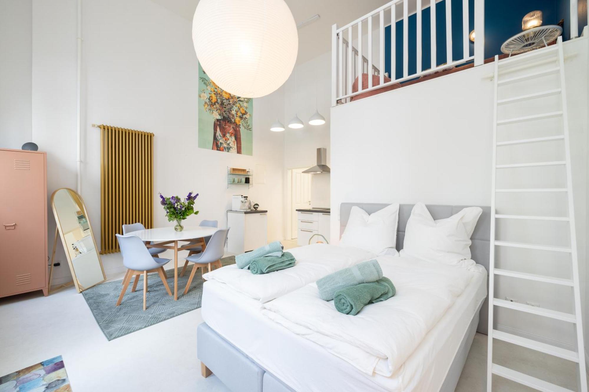 Great 2-Room Loft With 2 Bathrooms And 2 Kitchen Βερολίνο Εξωτερικό φωτογραφία