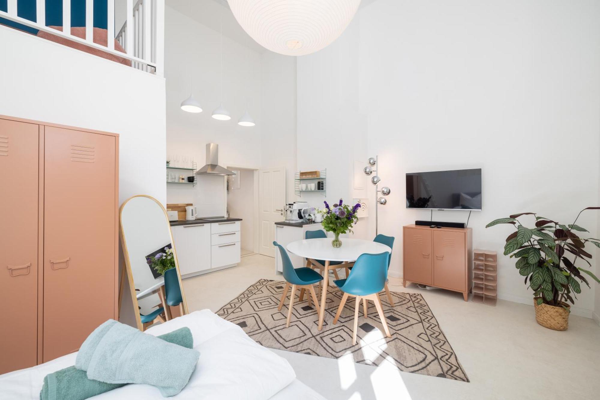Great 2-Room Loft With 2 Bathrooms And 2 Kitchen Βερολίνο Εξωτερικό φωτογραφία