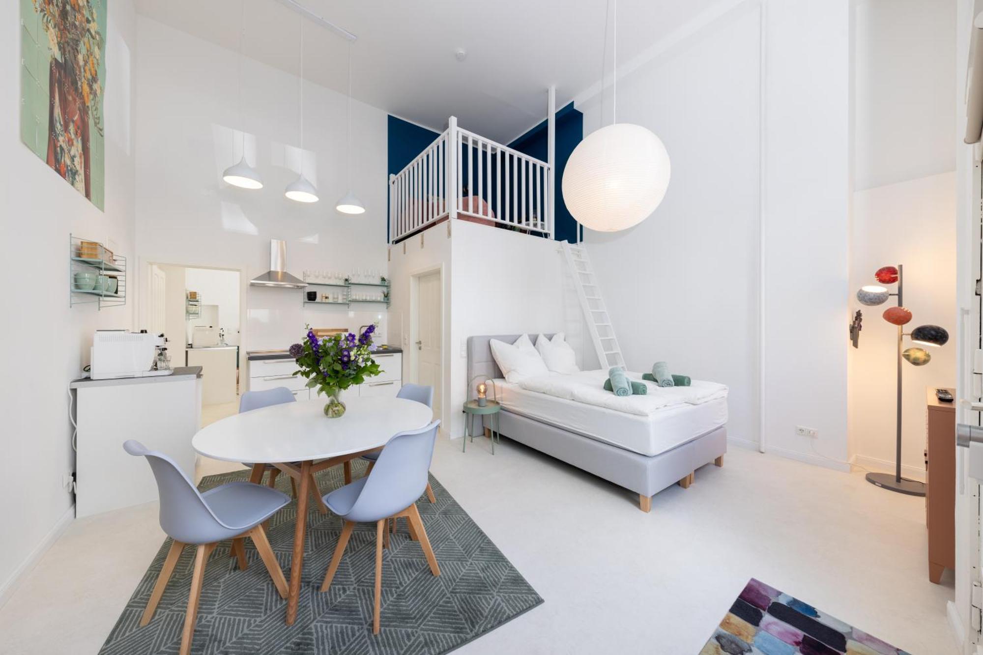 Great 2-Room Loft With 2 Bathrooms And 2 Kitchen Βερολίνο Εξωτερικό φωτογραφία